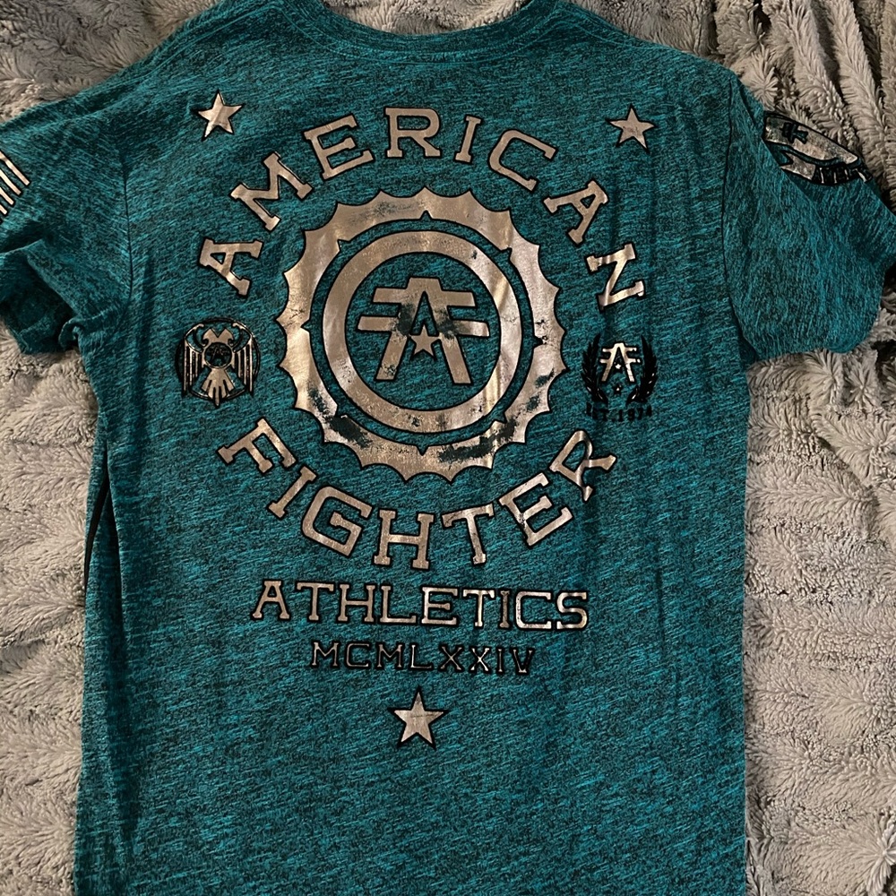 Men’s Large American Fighter shirt